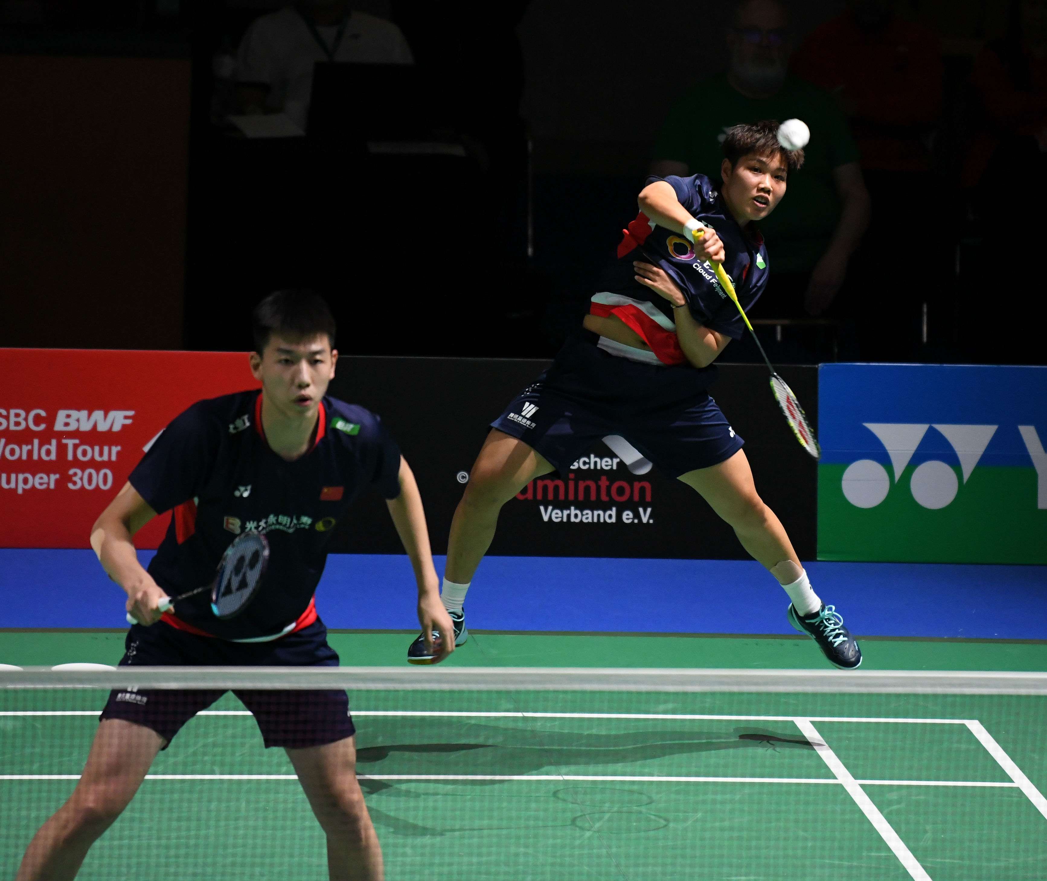 且无懈可击 且无懈可击