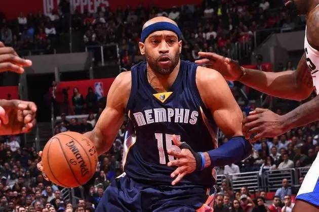 成了新的突 成了新的突