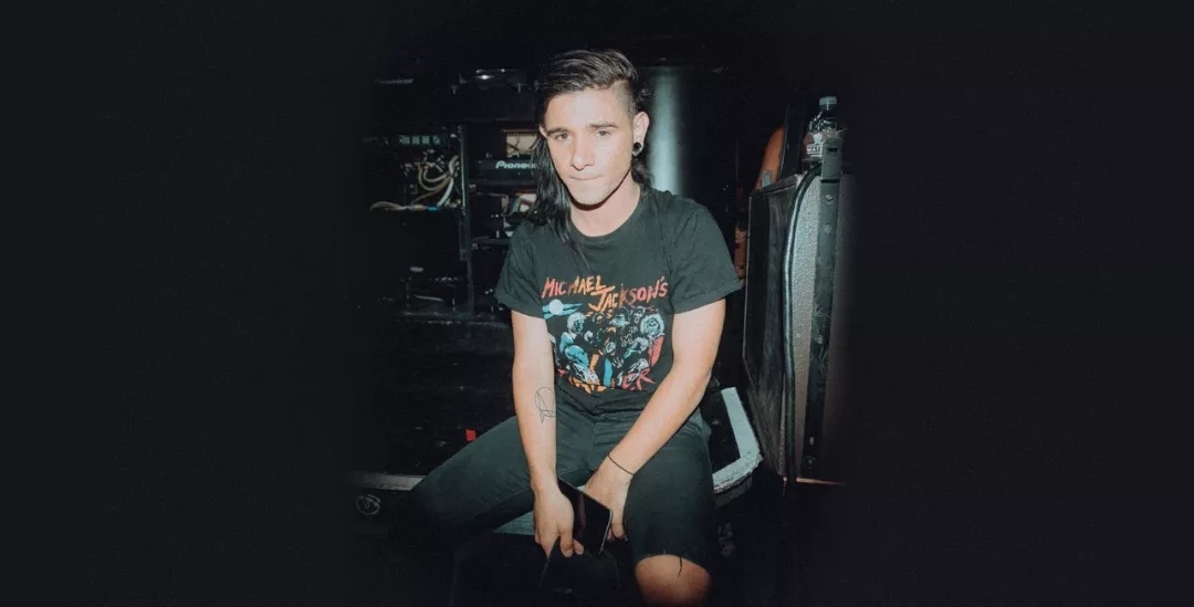 多次关注他 多次关注他